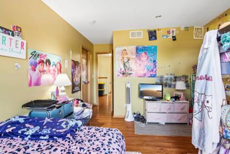 2726 Kendall Crossing Mchenry IL 60051