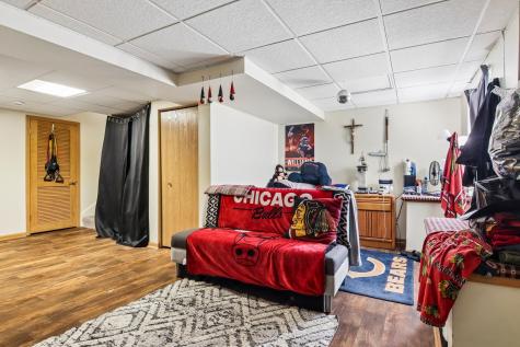 2726 Kendall Crossing Mchenry IL 60051