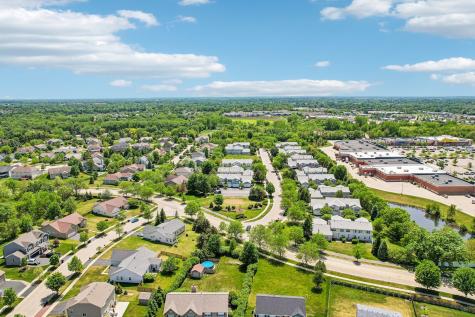 2726 Kendall Crossing Mchenry IL 60051