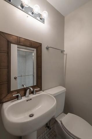 2707 North Lincoln Avenue Chicago IL 60614
