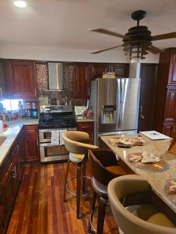 9456 South Calumet Avenue Chicago IL 60619