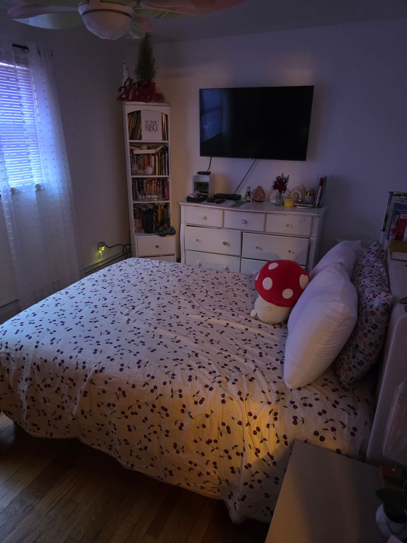 9456 South Calumet Avenue Chicago IL 60619