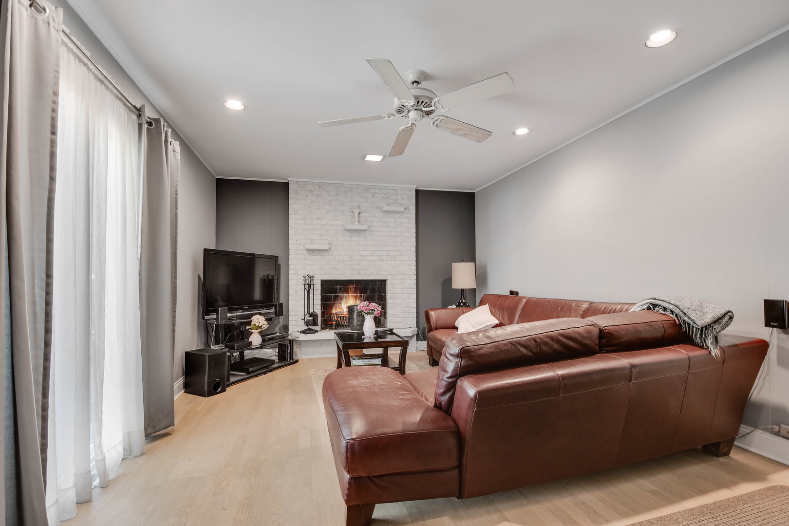 6914 Richmond Avenue Darien IL 60561