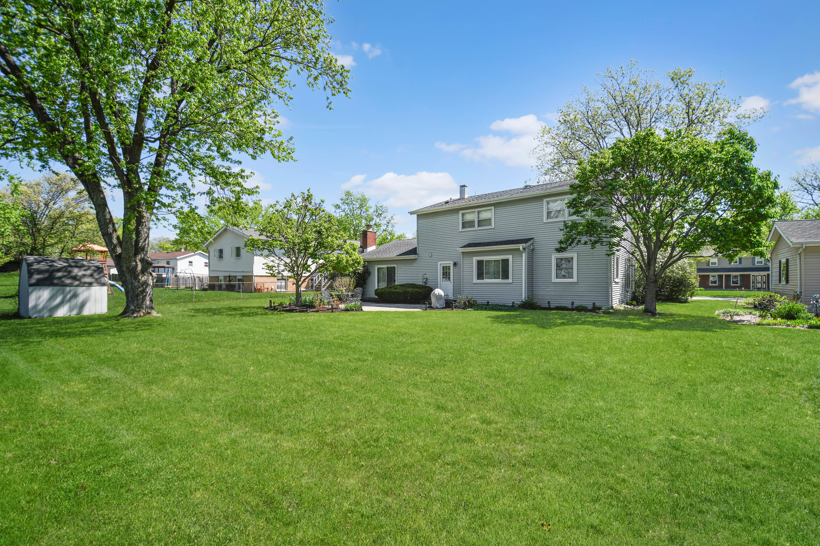 6914 Richmond Avenue Darien IL 60561