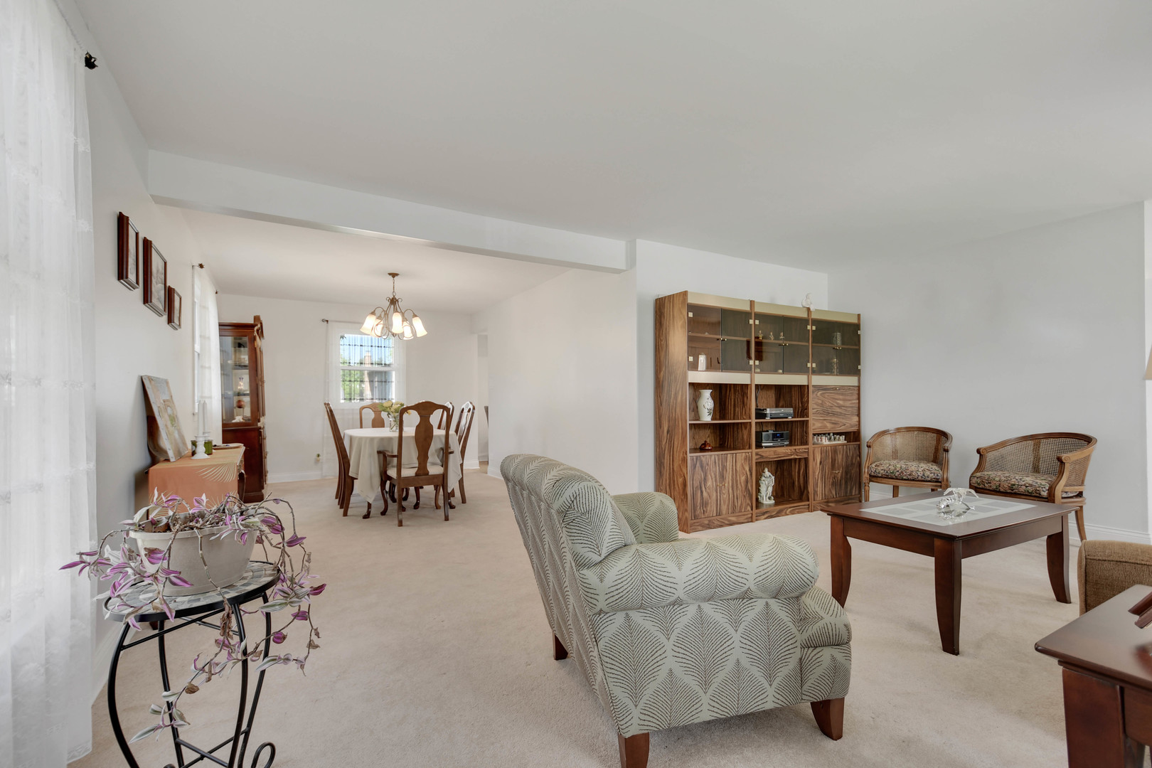 6914 Richmond Avenue Darien IL 60561