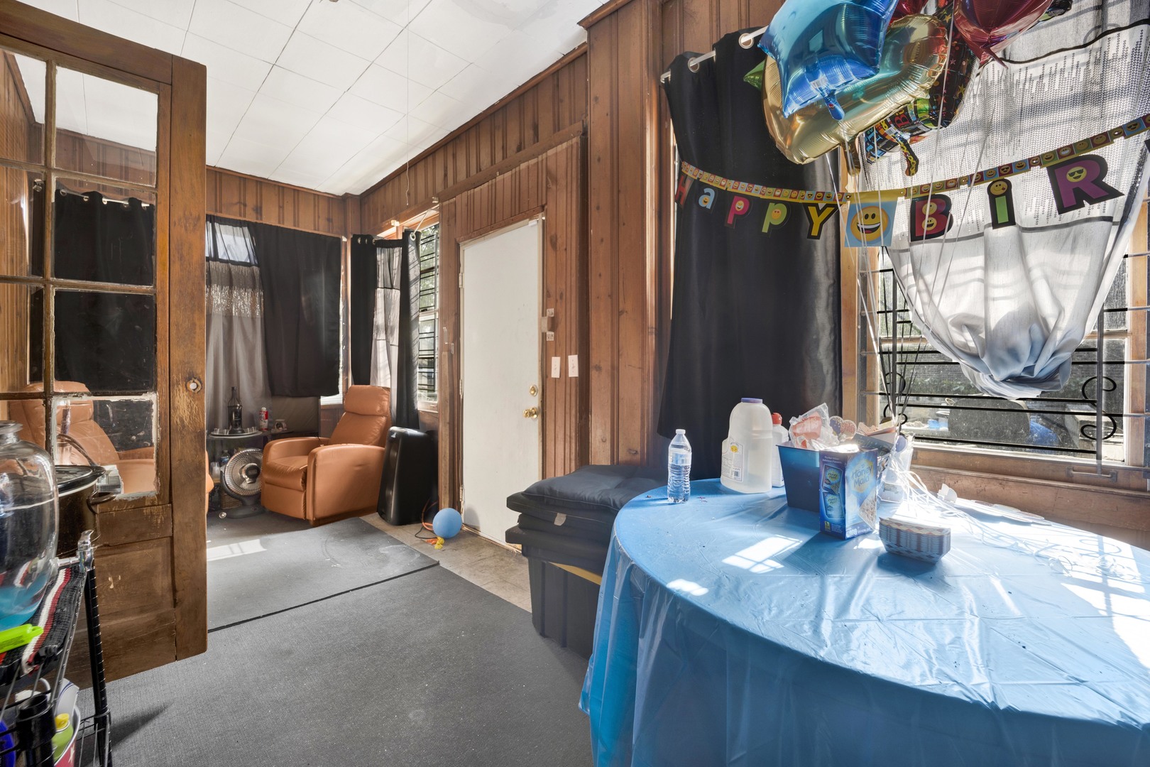 7515 South East End Avenue Chicago IL 60649