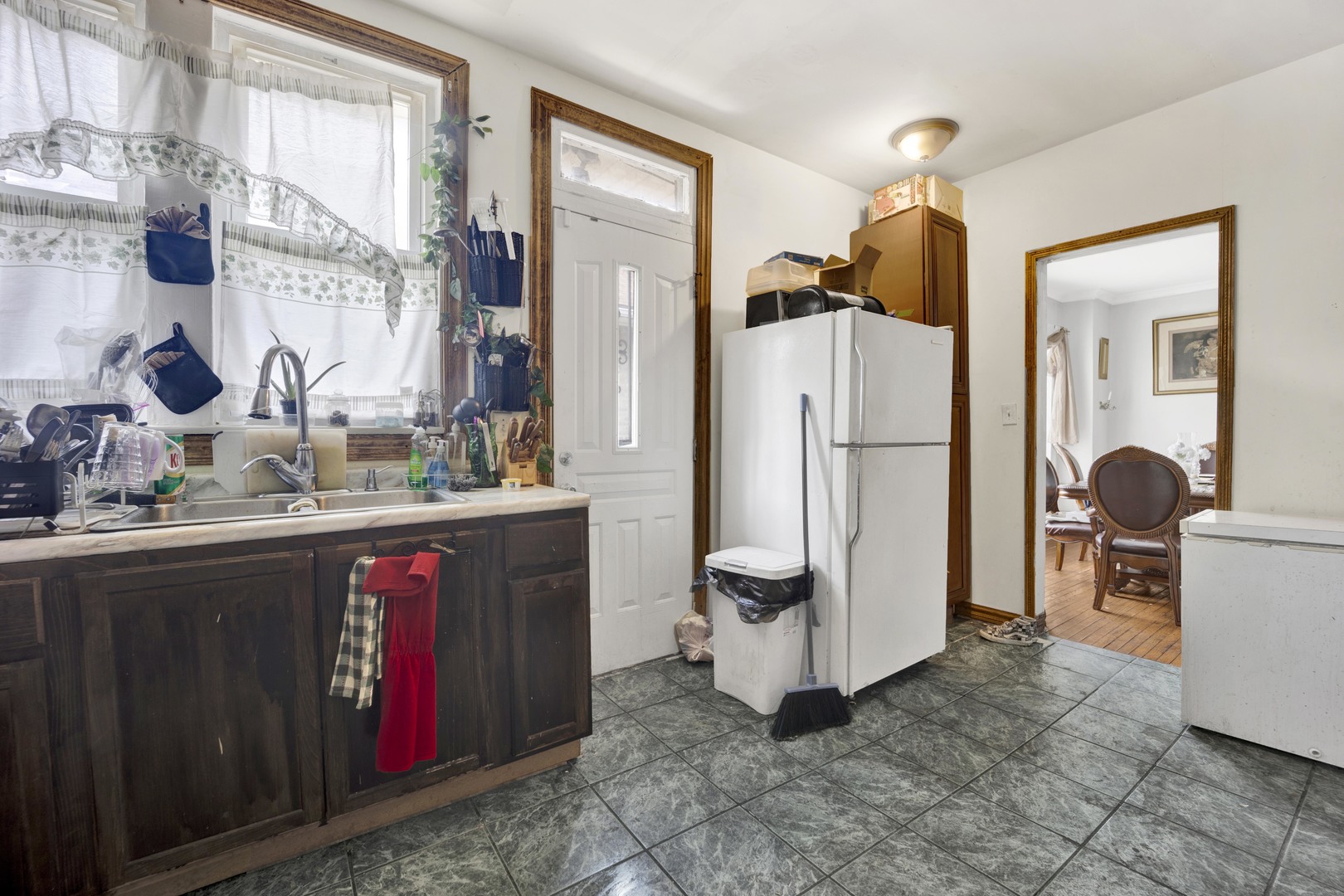 7515 South East End Avenue Chicago IL 60649