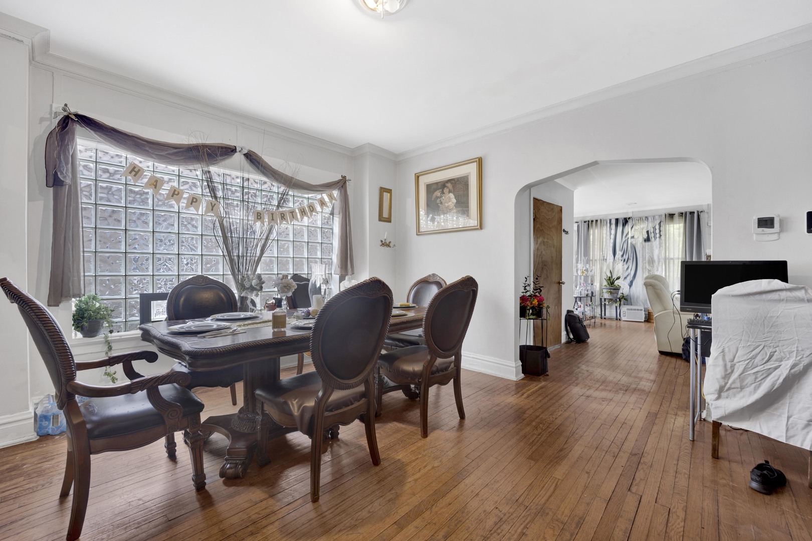 7515 South East End Avenue Chicago IL 60649