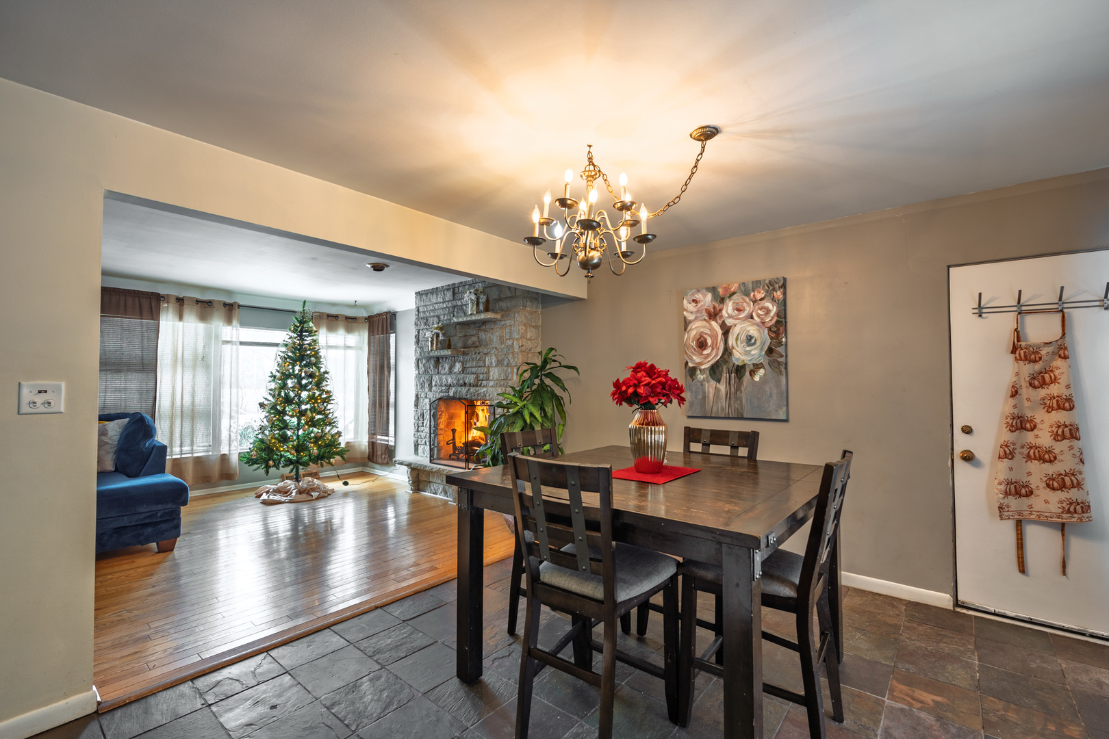 6325 Keokuk Road Indian Head Park IL 60525