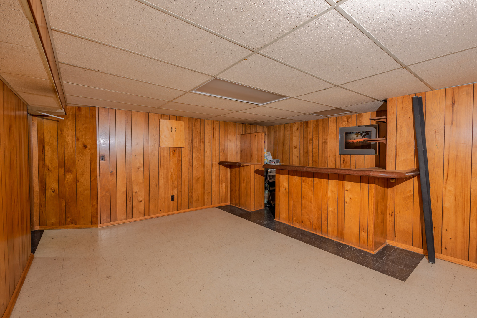 6325 Keokuk Road Indian Head Park IL 60525