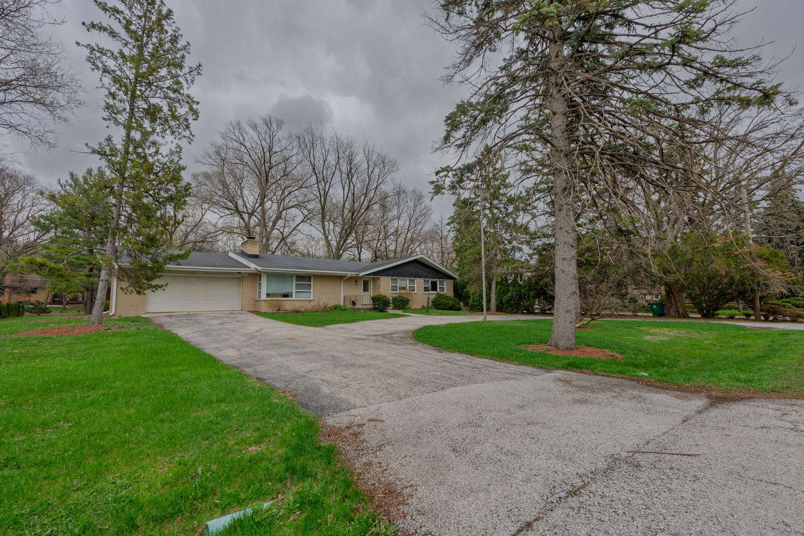 6325 Keokuk Road Indian Head Park IL 60525