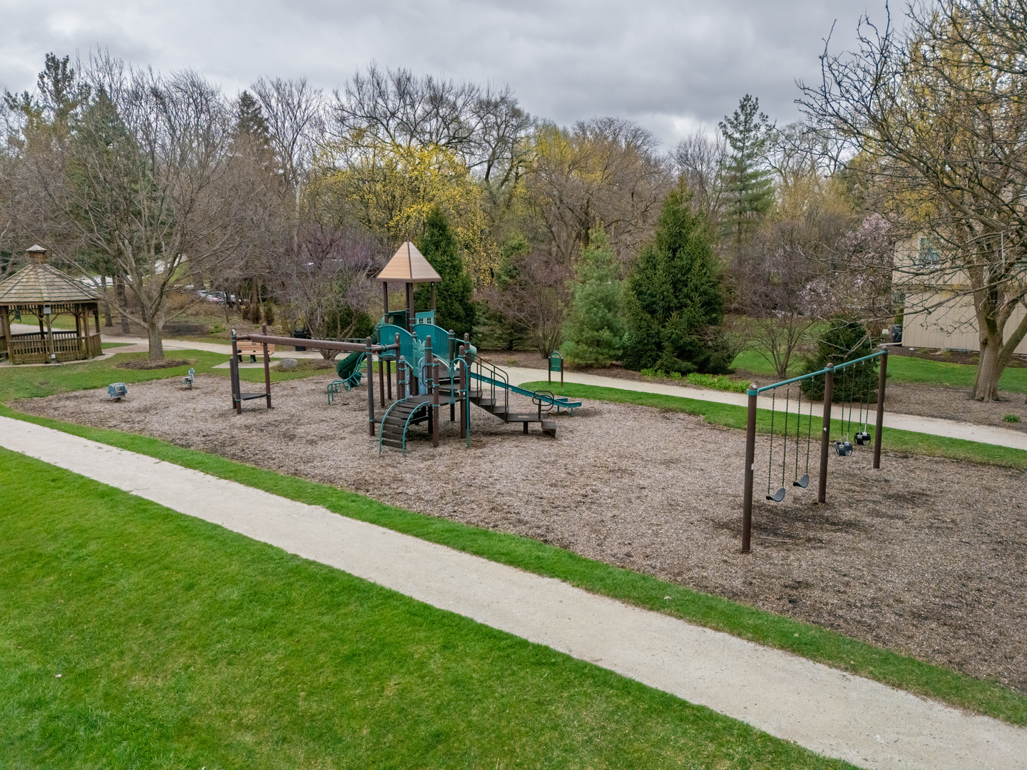 6325 Keokuk Road Indian Head Park IL 60525