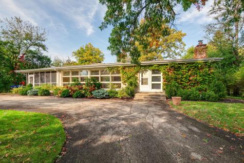 2013 Castlewood Road Highland Park IL 60035