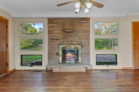 2013 Castlewood Road Highland Park IL 60035