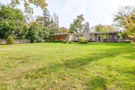 2013 Castlewood Road Highland Park IL 60035