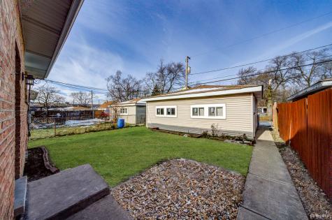 281 East 163rd Street Harvey IL 60426