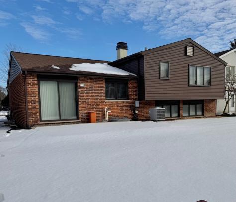 250 Anita Street Des Plaines IL 60016