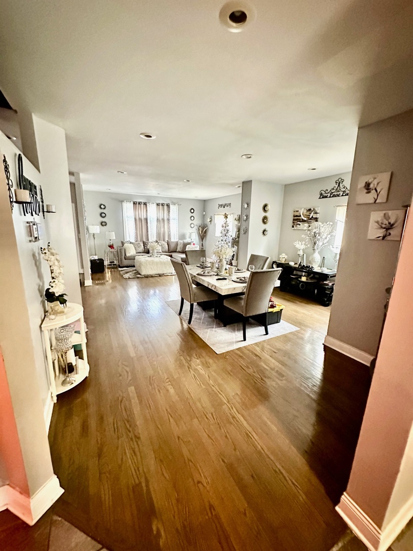 4503 West Congress Parkway Chicago IL 60624
