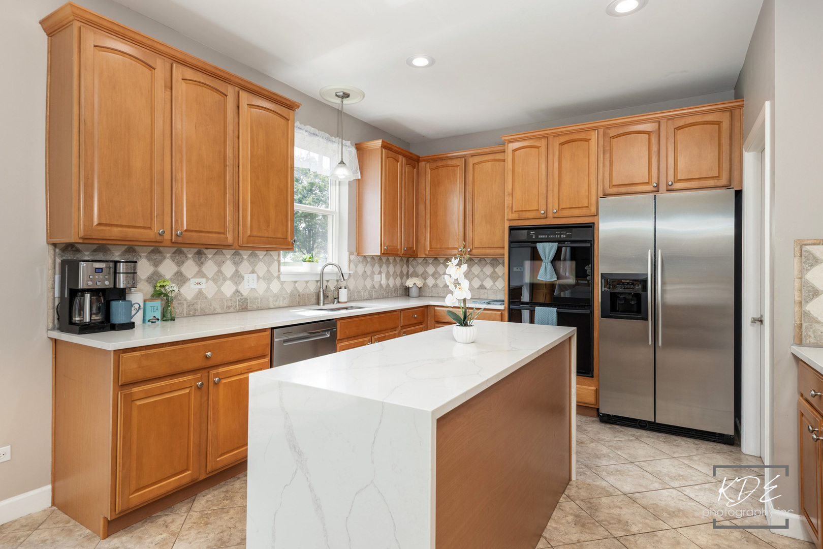1587 Arlington Street Bolingbrook IL 60490