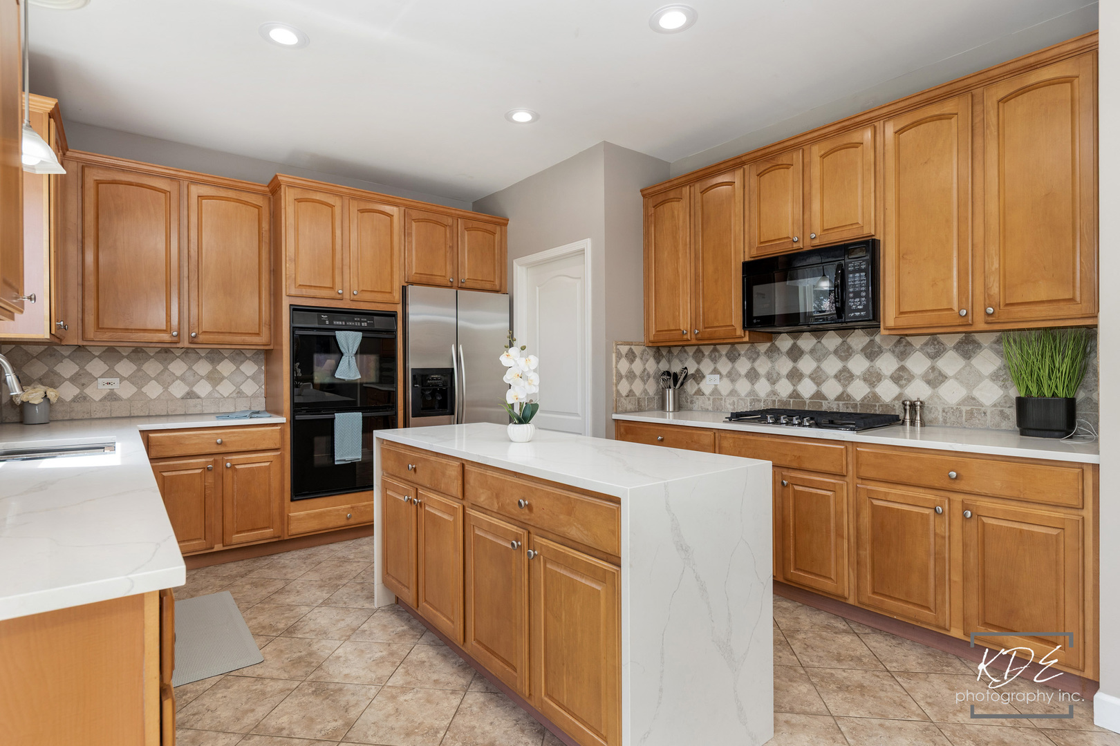 1587 Arlington Street Bolingbrook IL 60490