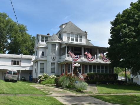 330 East Locust Street Watseka IL 60970