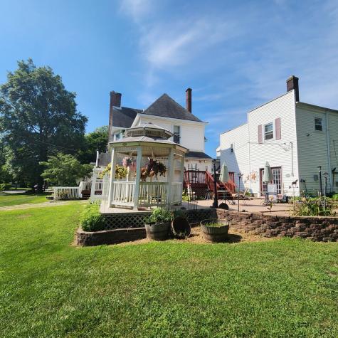 330 East Locust Street Watseka IL 60970