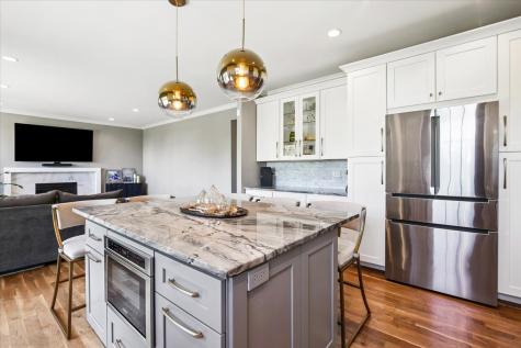 14087 Glenwood Court Libertyville IL 60048