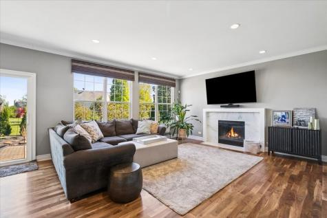 14087 Glenwood Court Libertyville IL 60048