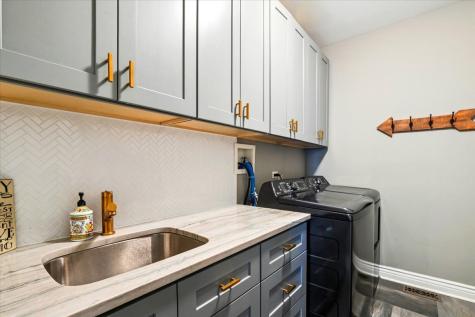 14087 Glenwood Court Libertyville IL 60048