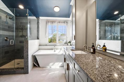 14087 Glenwood Court Libertyville IL 60048