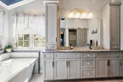 14087 Glenwood Court Libertyville IL 60048