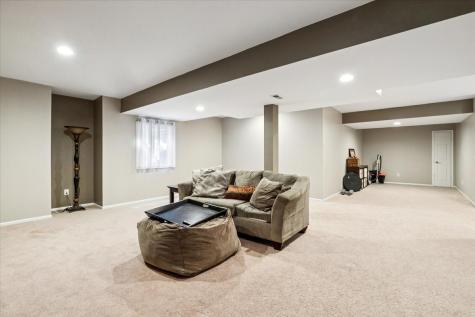 14087 Glenwood Court Libertyville IL 60048