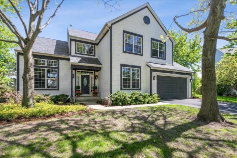 14087 Glenwood Court Libertyville IL 60048