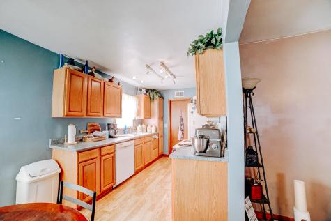 615 South 5th Street Watseka IL 60970
