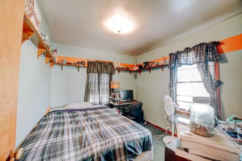 615 South 5th Street Watseka IL 60970