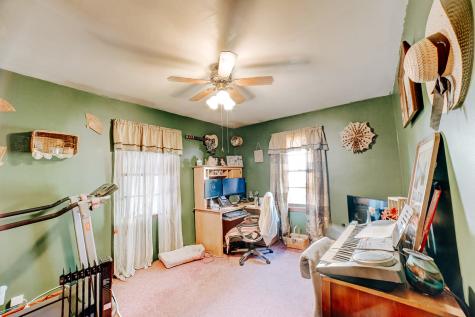 615 South 5th Street Watseka IL 60970