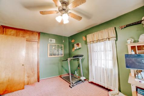 615 South 5th Street Watseka IL 60970