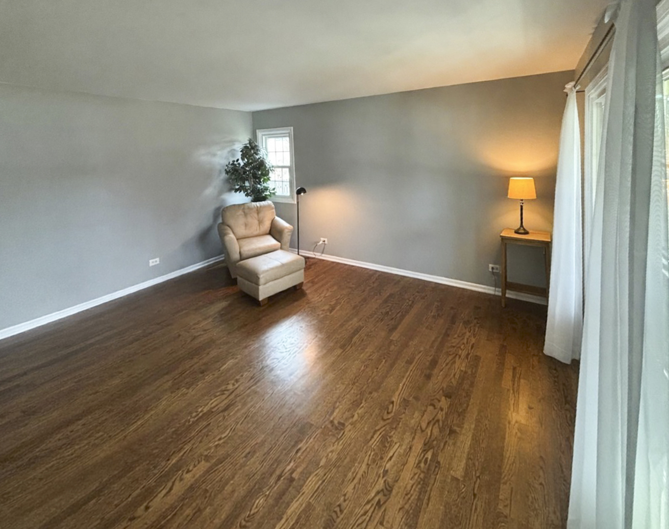 3740 Caine Drive Naperville IL 60564