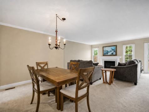 1150 Oakview Drive Wheaton IL 60187
