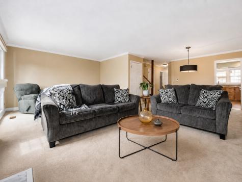 1150 Oakview Drive Wheaton IL 60187