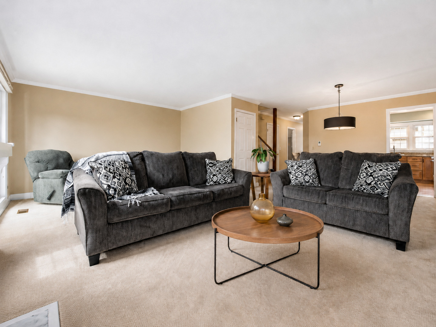 1150 Oakview Drive Wheaton IL 60187