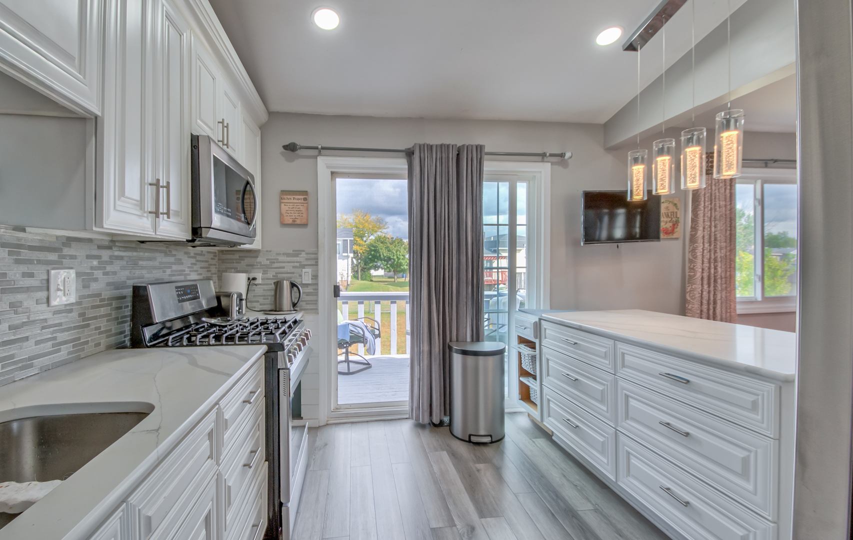 1713 Schmale Road Glendale Heights IL 60139