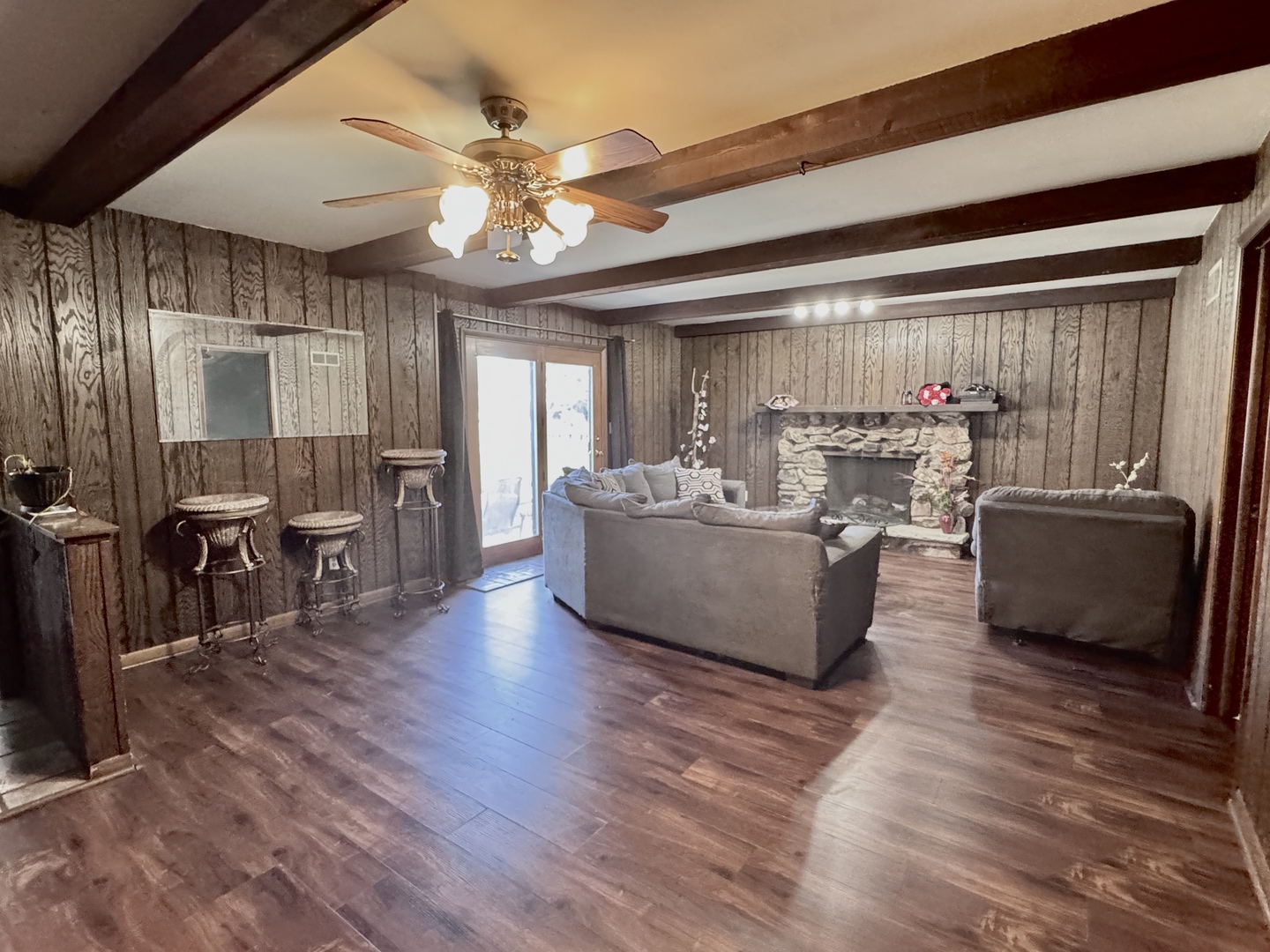 1671 Sheffer Road Aurora IL 60505