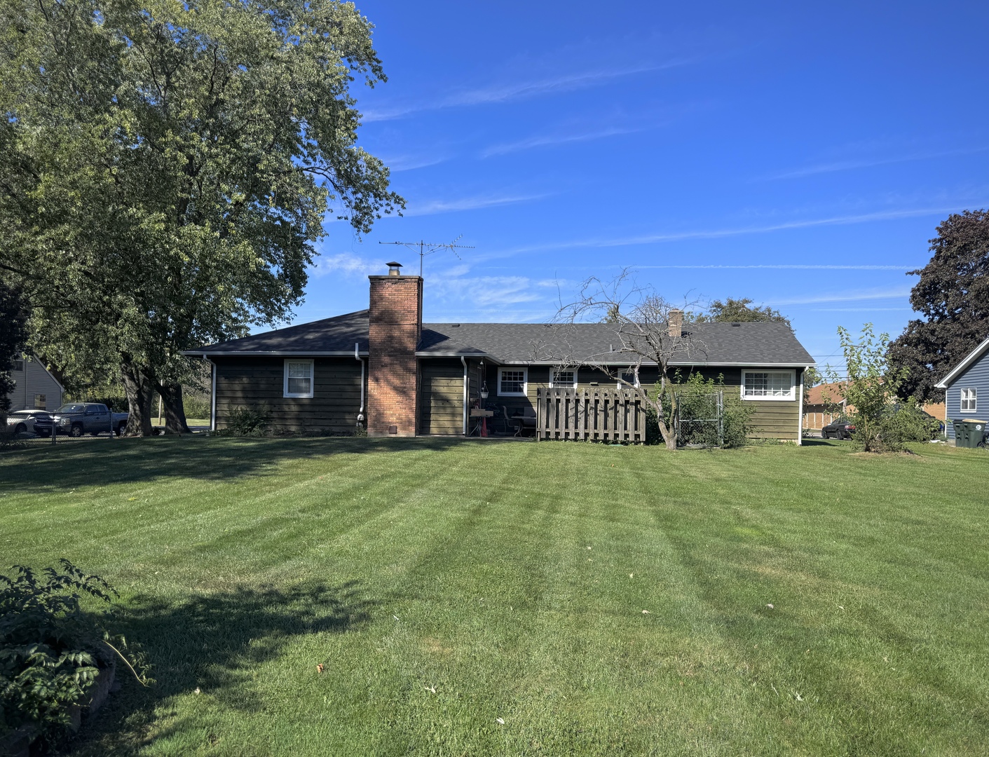 1671 Sheffer Road Aurora IL 60505