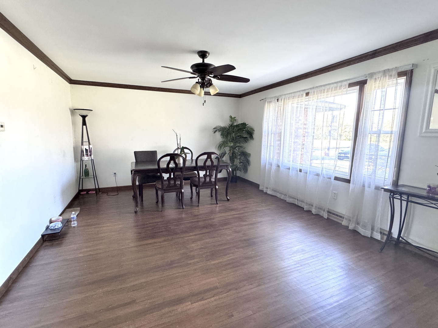 1671 Sheffer Road Aurora IL 60505