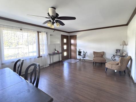 1671 Sheffer Road Aurora IL 60505