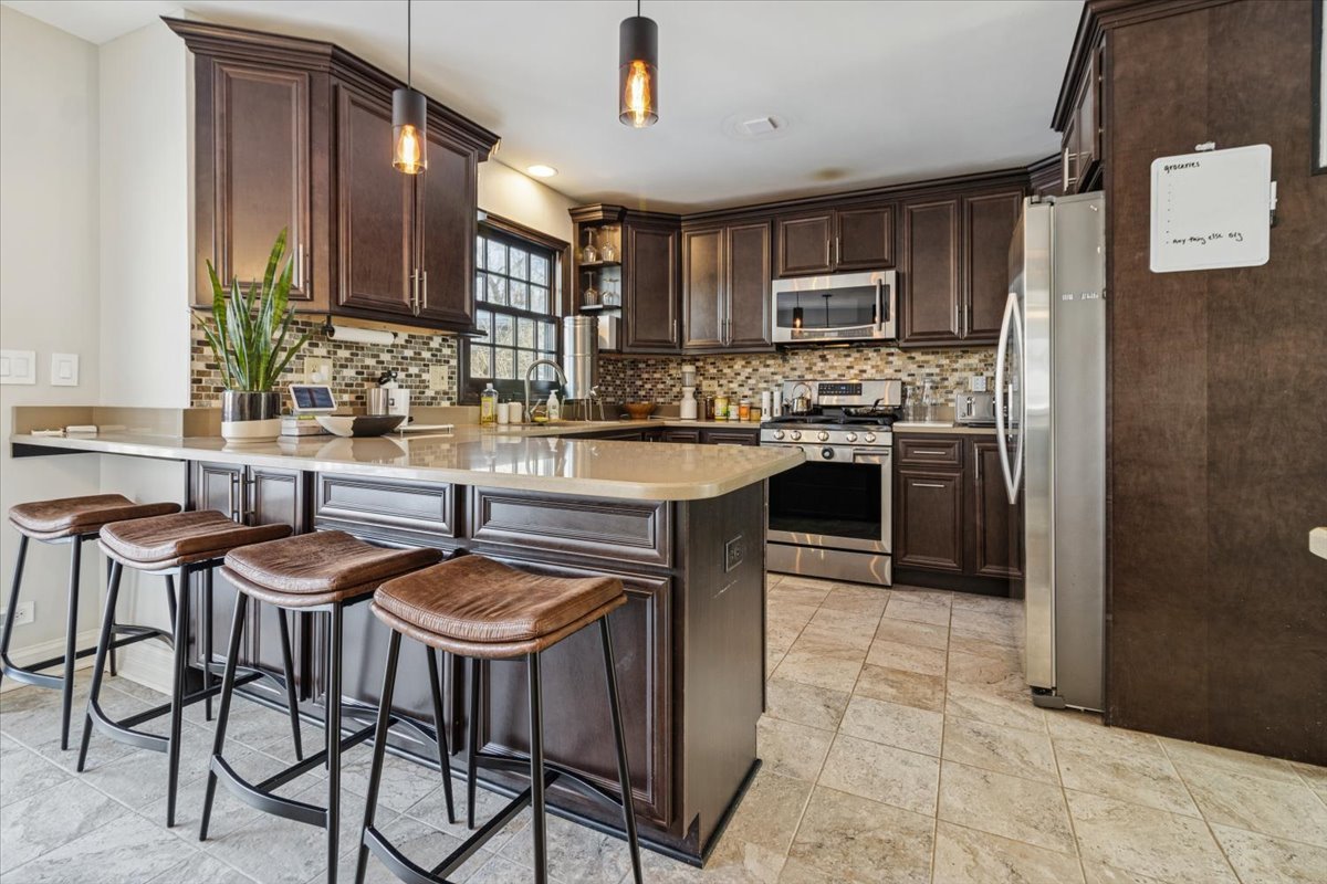 836 Bonnie Brae Lane Bolingbrook IL 60440