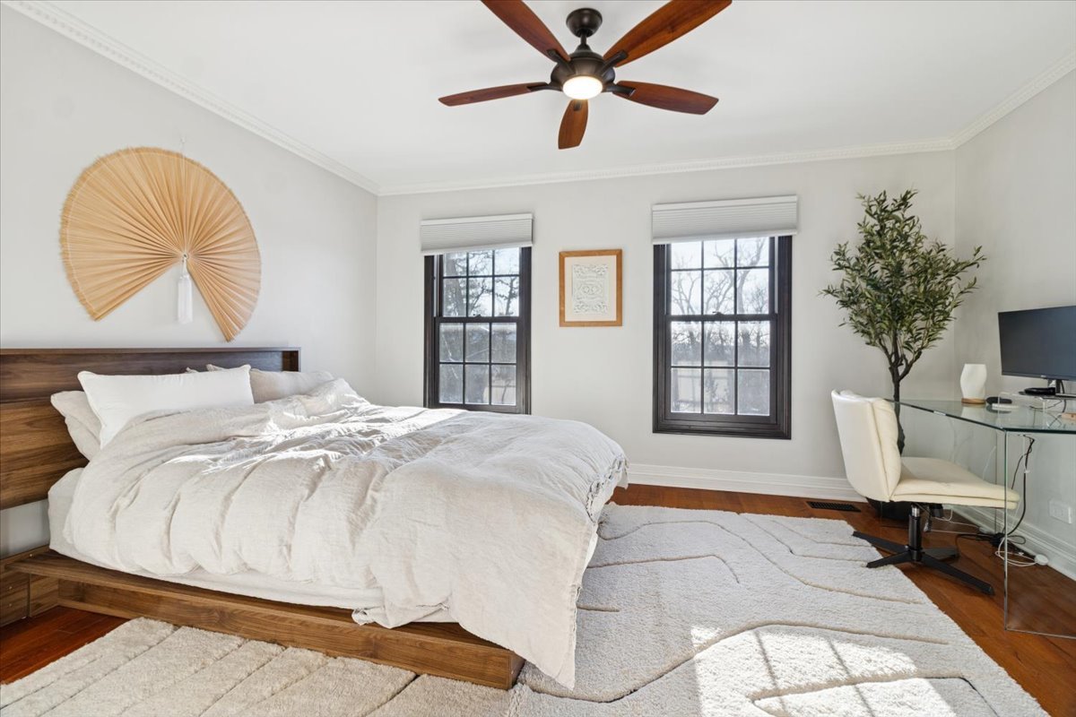 836 Bonnie Brae Lane Bolingbrook IL 60440