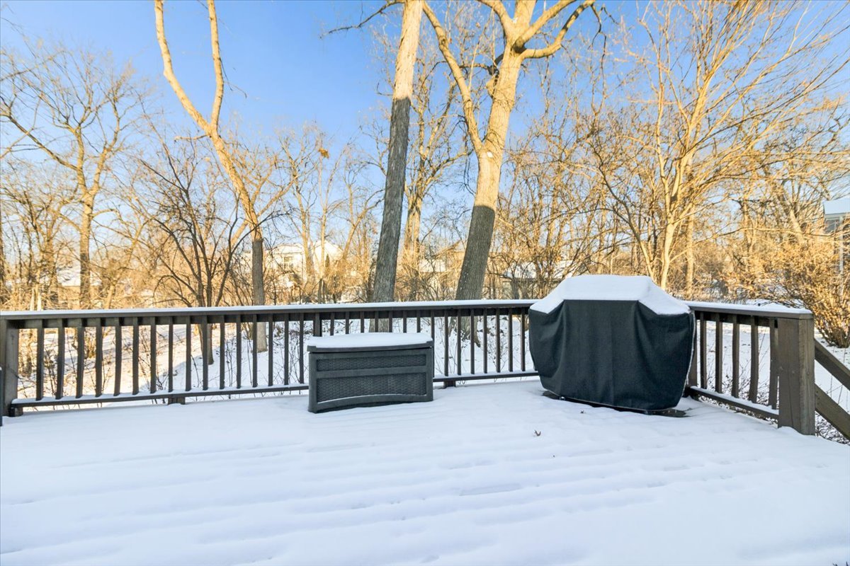 836 Bonnie Brae Lane Bolingbrook IL 60440