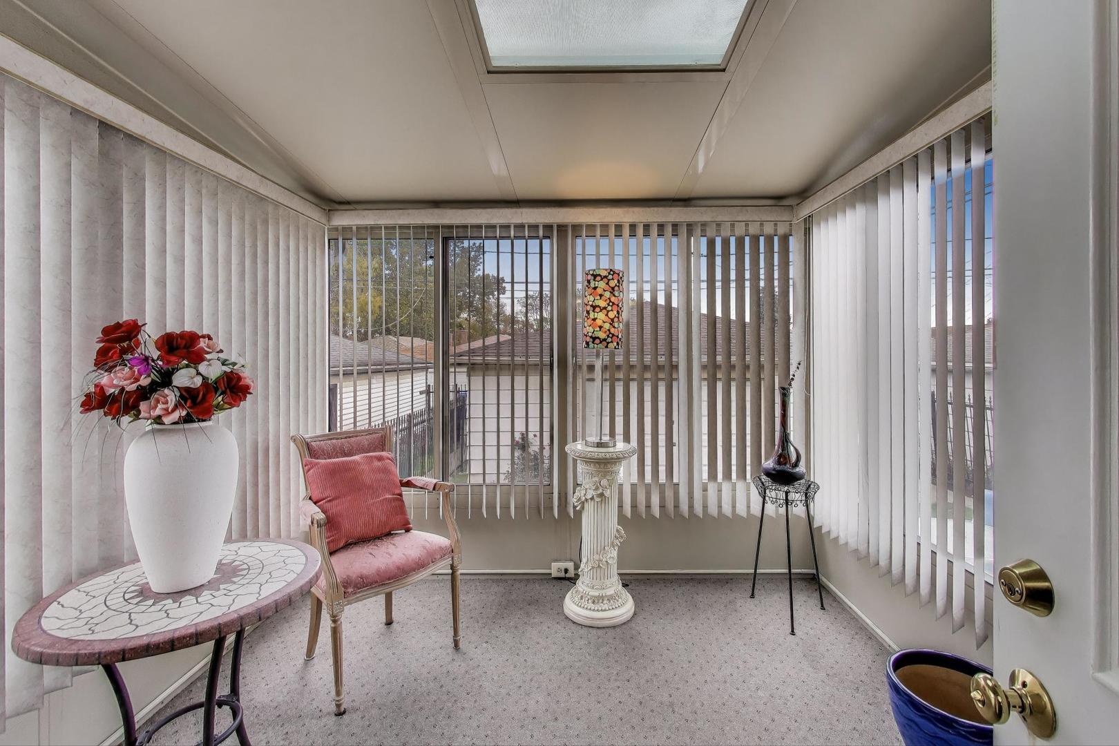 1638 East 91st Place Chicago IL 60617